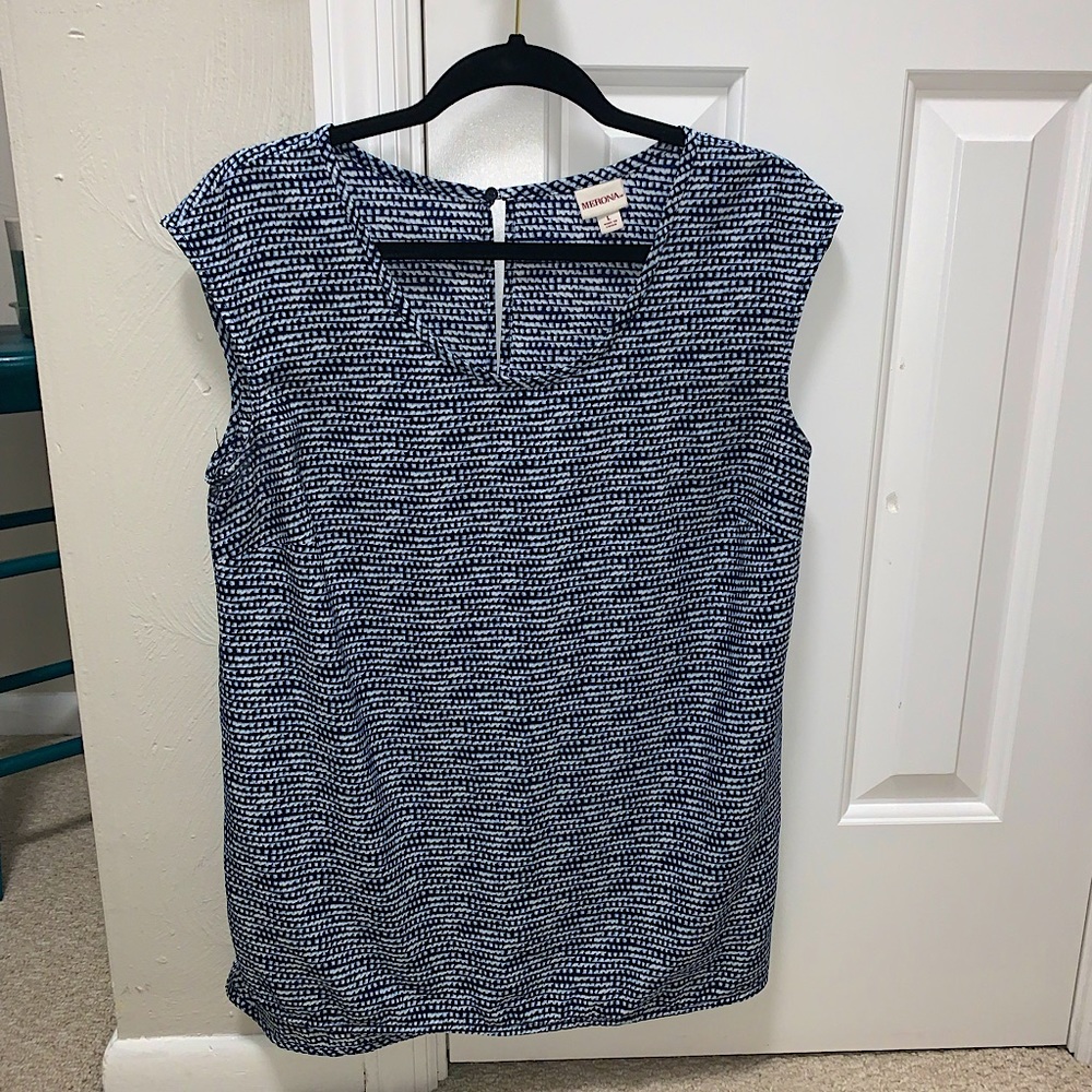 Merona Navy & White Texture Print Blouse/Tank Top w/ Button Neck Closure, Size L